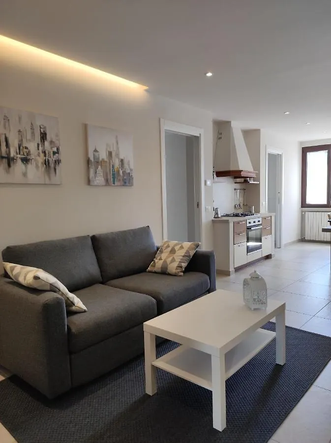 Casa Italo Apartment Gardone Riviera Italy