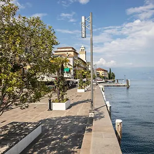 Le Pleiadi Merope Gardone Riviera